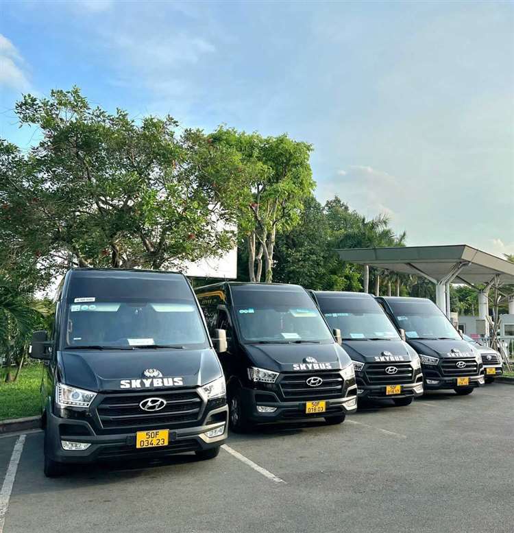 Xe limousine Hà Nội Vĩnh Yên: Dịch vụ cao, đón trả tận nơi tiện lợi